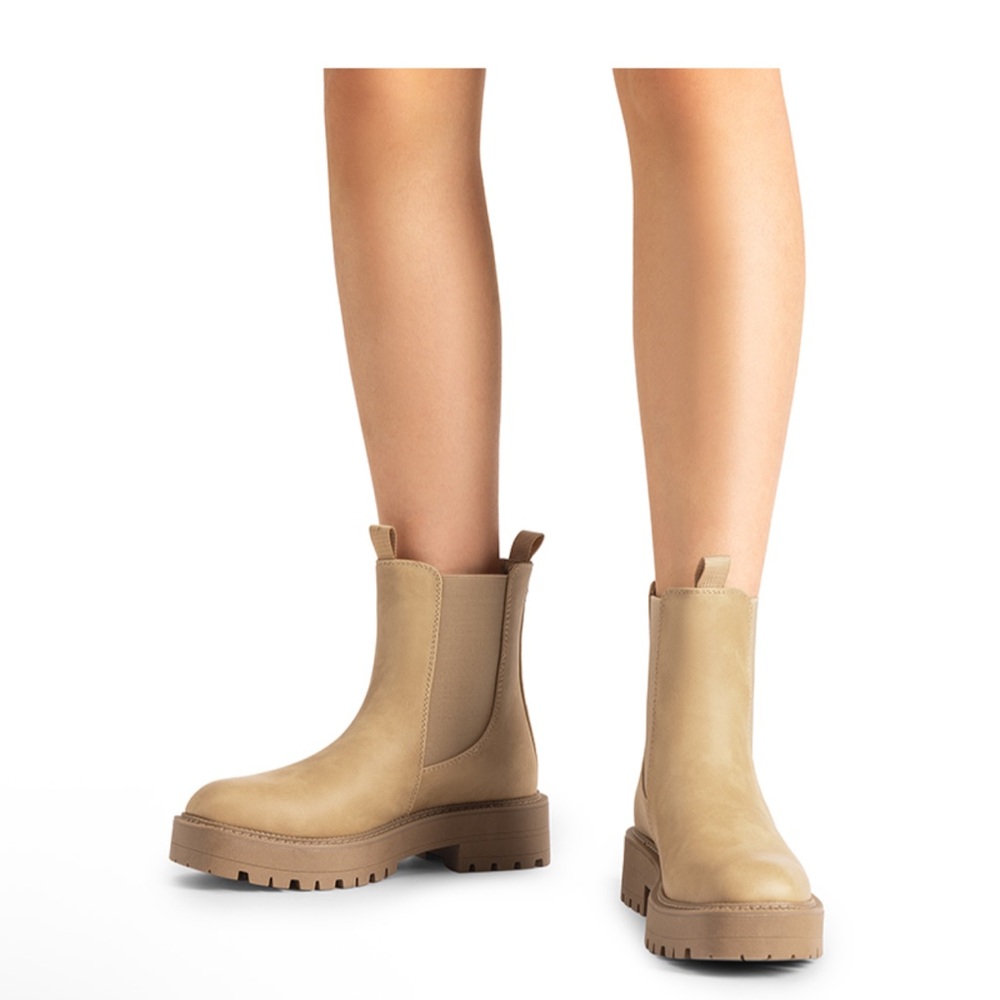 Dream Pairs Ankle Boot Chelsea lug Boots Block Heel Platform Booties Tan‎ size 9 - Picture 3 of 10